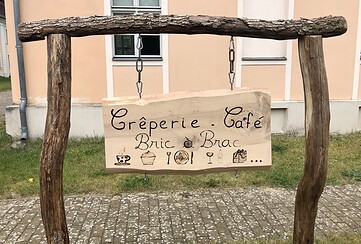 Café "Bric à Brac"