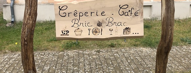Café “Bric à Brac”