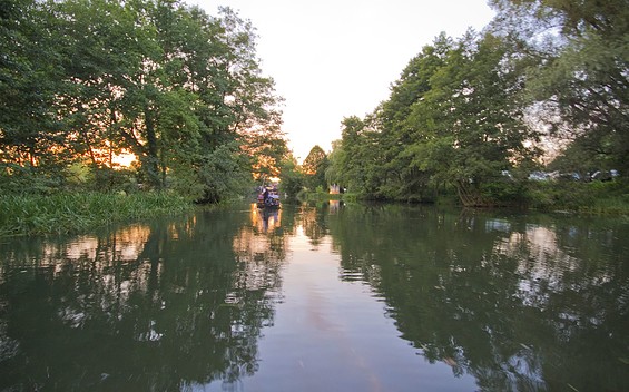 Ferryman's Evening Greeting Punting Tour