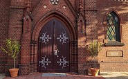 Katholische Kirche &quot;Corpus Christi&quot; Döbern, Foto: TMB-Fotoarchiv/ScottyScout