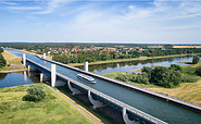 &quot;MS Belvedere&quot; auf dem Wasserstrassenkreuz Magdeburg, Foto: Weisse Flotte Potsdam GmbH