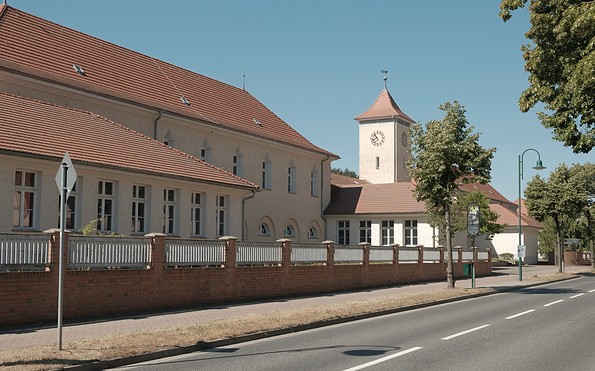 Ehemaliges Schulgebäude - Str. der Freundschaft, Foto: Kulturkirche Lauta