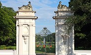 Schlosspark Oranienburg - Portal