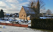 Kirche im Winter (c) Tobias Schulze