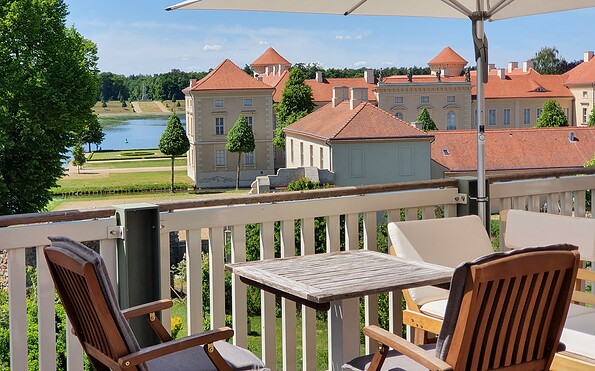 Loggia zu Fewo Ronja mit Blick auf das Schloss