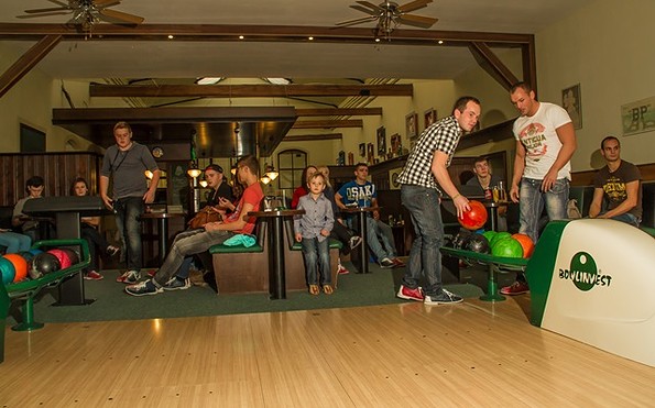 Bowling in der Herberge &quot;Am Dock&quot;
