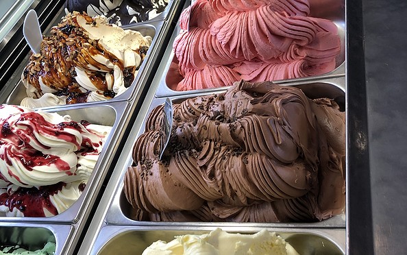 Verschiedene Eissorten zur Auswahl, Foto: B. Restelica