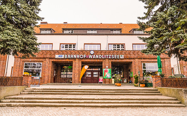 Tourist-Information im Bahnhof Wandlitzsee, Foto: Martina Krysmansky, Lizenz: Tourismusverein Naturpark Barnim
