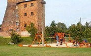Spielplatz vor der Holländermühle, Foto: N. Mucha, Lizenz: Amt Peitz