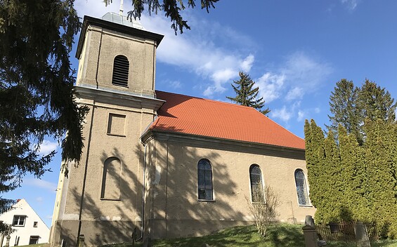 Dorfkirche Rosenow, Foto: Anet Hoppe, Lizenz: Anet Hoppe