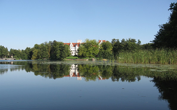 Blick auf das Schloss Boitzenburg vom Küchenteich, Foto: Anet Hoppe, Lizenz: Anet Hoppe