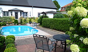 Ferienwohnung Gundula Lötzke Außenansicht mit Pool, Foto: Gundula Lötzke , Lizenz: Gundula Lötzke
