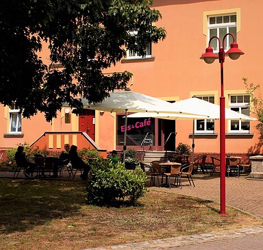 Gruner's Eis &  Café 