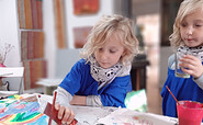 Children painting time at the Kunsthof Mattiesson , Foto: Silvana Czech, Lizenz: Mattiesson