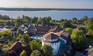Luftaufnahme und Blick auf Senftenberger See, Foto: visionphotos, Lizenz: Wellnesshotel Seeschlößchen - Privat-SPA &amp; Naturresort
