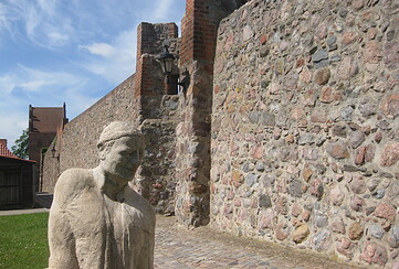 Day Tour 12 to the Historic Town Centres of Templin & Gransee