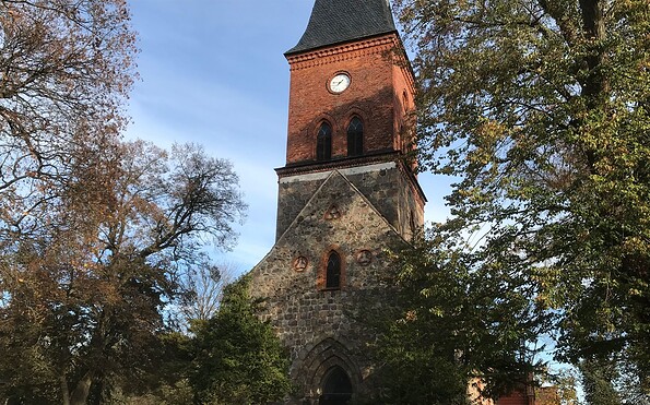 Uckermärker Landrunde Etappe5, Kirche Ringenwalde, Foto: Silke Rumpelt