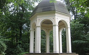 Apollotempel im Schlosspark , Foto: Anet Hoppe