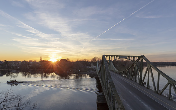 Sonnenuntergang Glienicker Brücke , Foto: André Stiebitz , Lizenz: PMSG