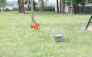 Spielplatz an der Badestelle am Krüpelsee in Zernsdorf, Foto: Pauline Kaiser, Lizenz: Tourismusverband Dahme-Seenland e.V.