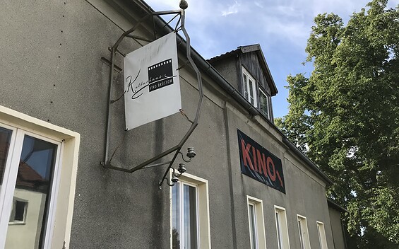 Kulturhaus Brüssow Aussenansicht, Foto: Anet Hoppe, Lizenz: tmu GmbH