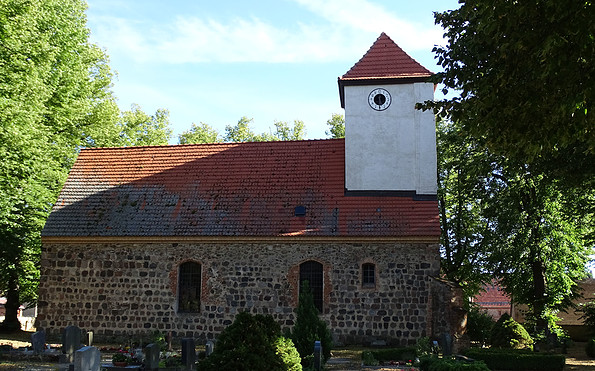 Dorfkirche Kiekebusch, Foto: Petra Förster, Lizenz: Tourismusverband Dahme-Seenland e.V.
