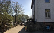 Eingang Biergarten Kolbatzer Mühle, Foto: Ant Hoppe