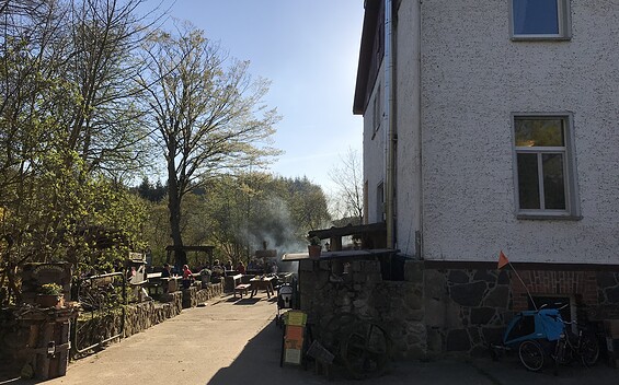 Eingang Biergarten Kolbatzer Mühle, Foto: Anet Hoppe