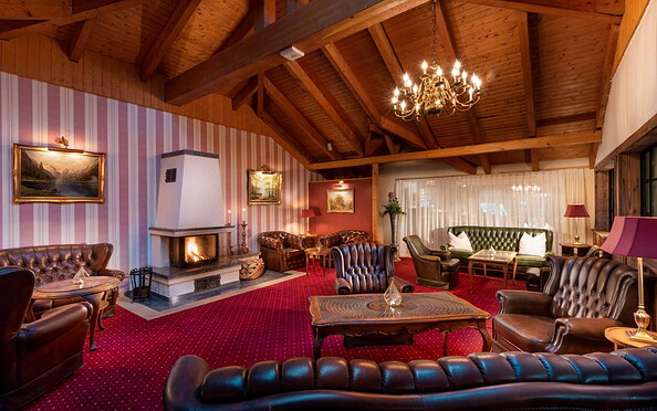Fireplace room in the lounge &amp; bar, Foto: visionphotos, Lizenz: Wellness Hotel Seeschlößchen