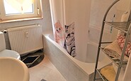 Bad mit Badewanne, Foto:  Frau Krupper