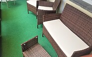 Balkon mit Sitzmöbeln, Foto:  Frau Krupper