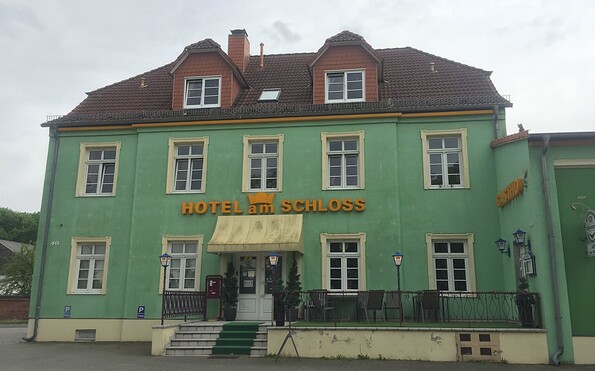 Hotel am Schloss Außenansicht, Foto: Seenland Oder-Spree/Angeline Piesche
