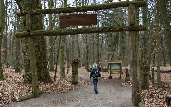 Eingang zum Naturlernpfad, Foto: Jeannette Küther, Lizenz: Tourismusverband Prignitz e.V.
