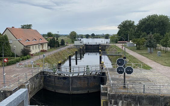 Schleuse Schwedt, Foto: Alena Lampe