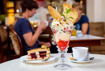 Patisserie & Café Beeg