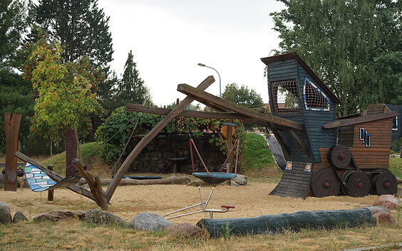 Spielplatz in Jänschwalde, Foto: M. Huhle, Lizenz: Amt Peitz