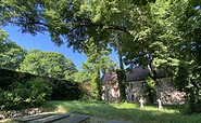 Zisterzienserinnen Kloster Zehdenick, Cistercian Monastery: Monastery Graveyard, Foto: Elisabeth Kluge, Lizenz: Tourist-Information Zehdenick