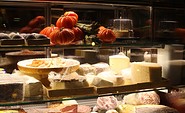 Schinken-Käse-Vitriene im Restaurant Coldehörn, Foto: Restaurant Coldehörn/Stolley