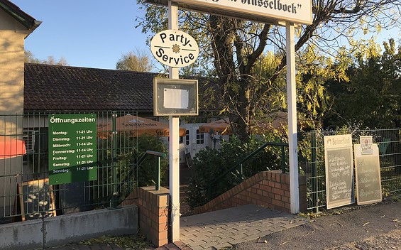 Gaststätte Zum Rasselbock Eingang, Foto: Anet Hoppe