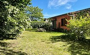 Blick auf die Havelfinca mit Garten, Foto: Maria Falkenberg, Lizenz: TMB-Fotoarchiv