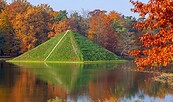 Seepyramide im Branitzer Park, Foto: Andreas Franke, Lizenz: CMT Cottbus