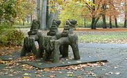 Skulpturen im Blechenpark, Foto: Ingrid Schmeißer, Lizenz: Ingrid Schmeißer
