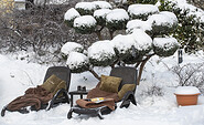 Schnee am Außenpool