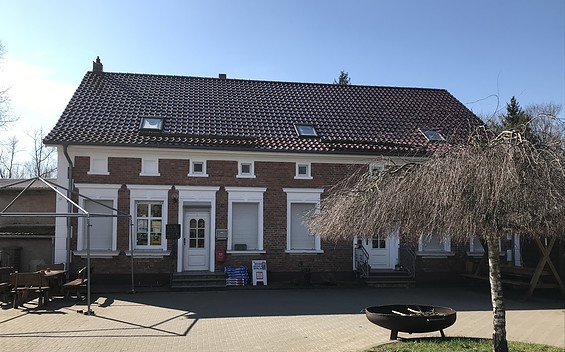 Einkaufsquelle Wallmow Außenansicht, Foto: Doreen Bahlke