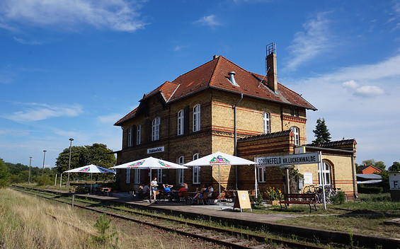 Café-Restaurant "Zum Pirol"