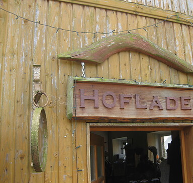 Hofladen Straußenhof Berkenlatten, ostrich farm shop