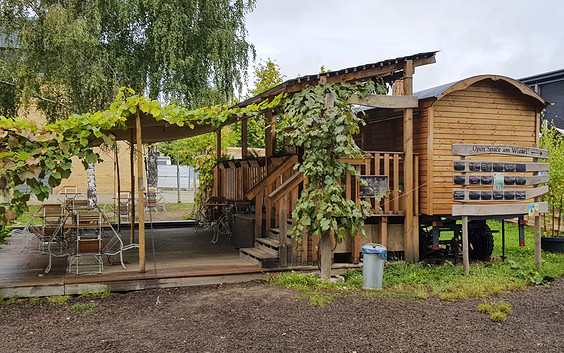 "Wiesel" in der Schiffbauergasse , Foto: Melanie Gey, Lizenz: PMSG