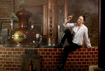 Cornelia Bohn - Preussische Whiskydestillerie, Foto: Robert Michael