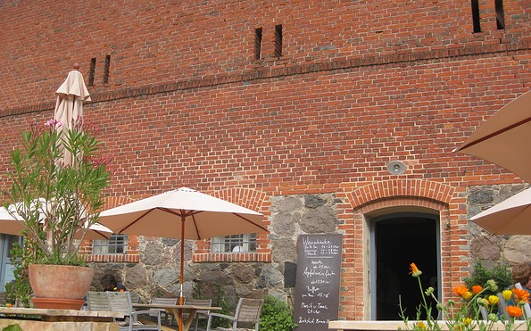 Weinschänke im Gutshof Kraatz, Foto: Anet Hoppe