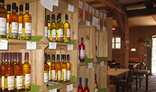 Weinschänke Gutshof Kraatz Weinangebot , Foto: Anet Hoppe